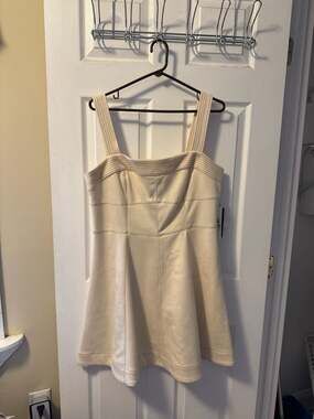 BCBG  Cream Structured Square NeckMini Dress size 14